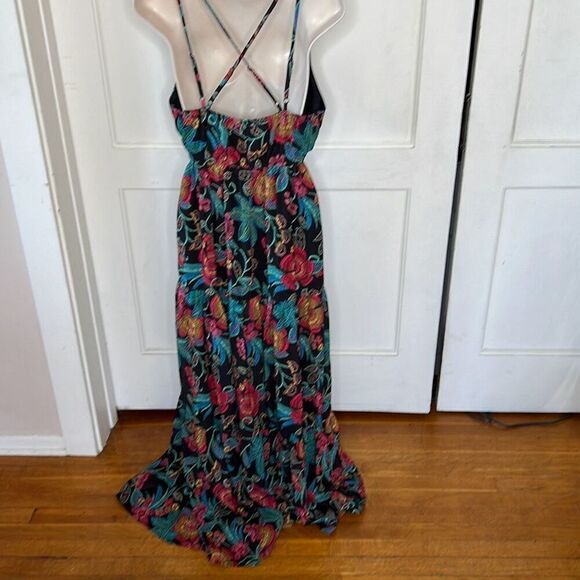 Flying Tomato ISLAND DREAMS WOVEN MAXI DRESS Size Small Nwot Black Floral - Picture 6 of 9